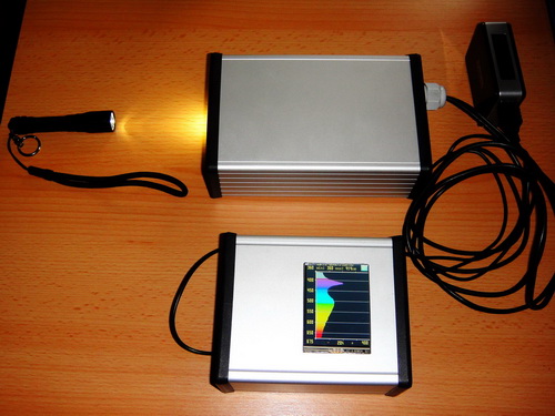 AATiS_Spektrometer_mitdisplay